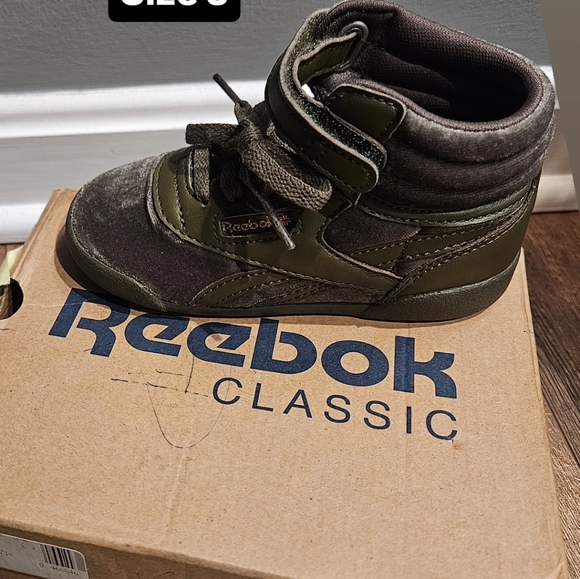 Infant girl shoes - Picture 15 of 16